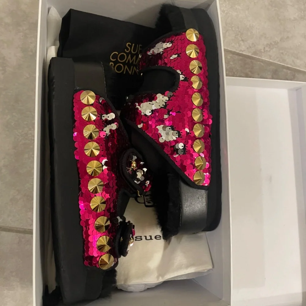 SUECOMMA BONNIE SCB Collection Pink/Silver Sequin Faux Fur Slide Size 38